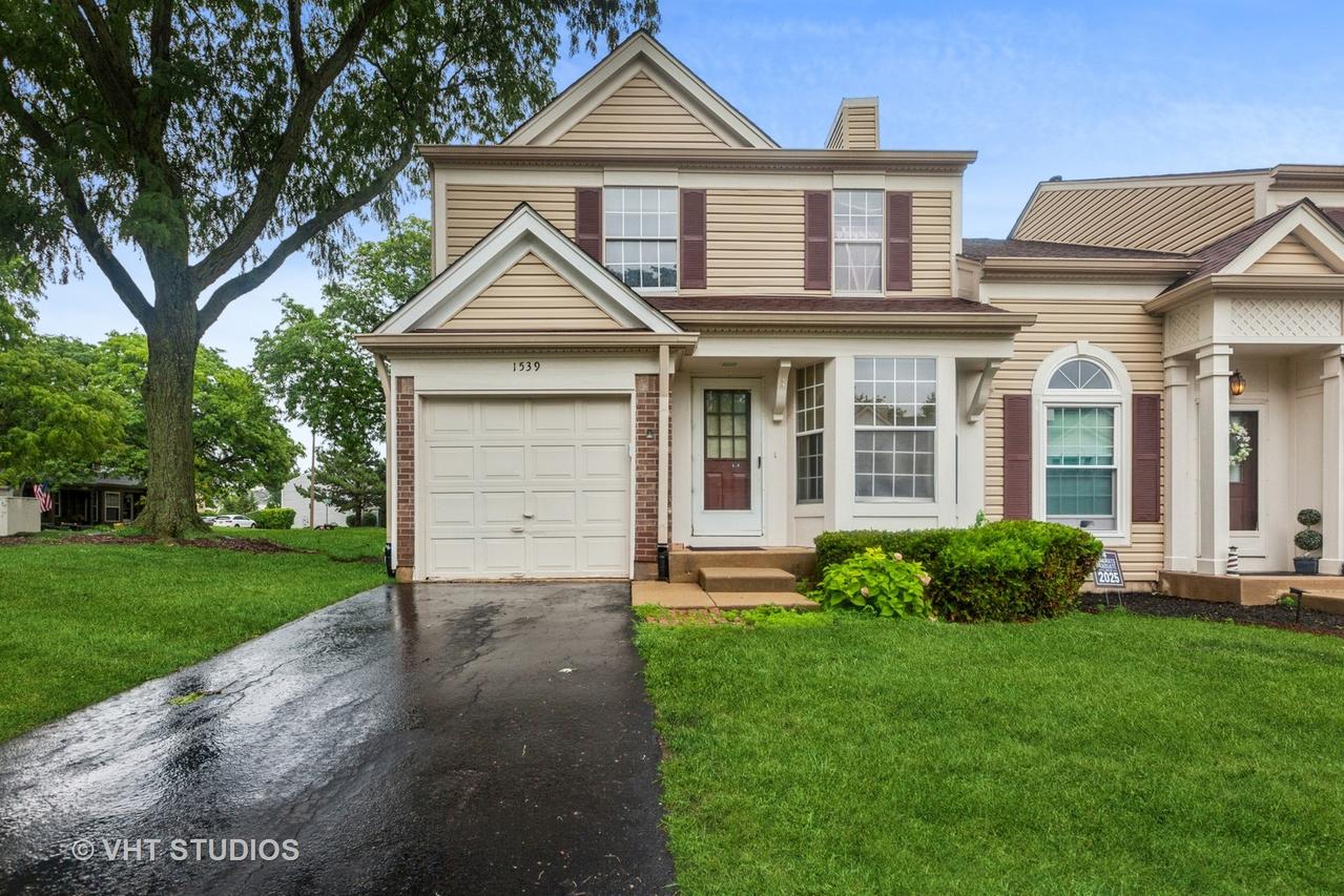 1539 Apple Grove Ln., Westmont, IL 60559
