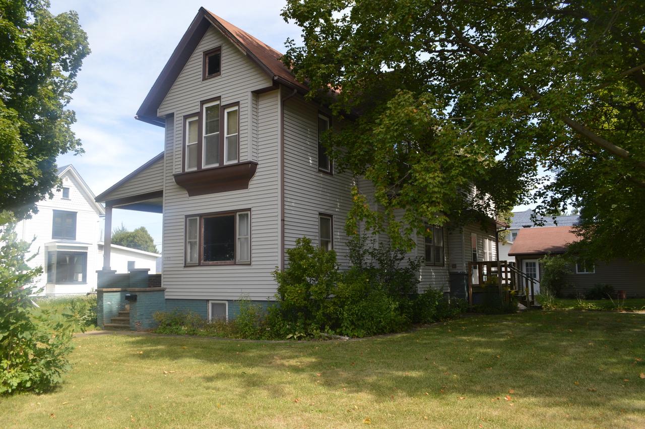 405 N Church St., Princeton, IL 61356
