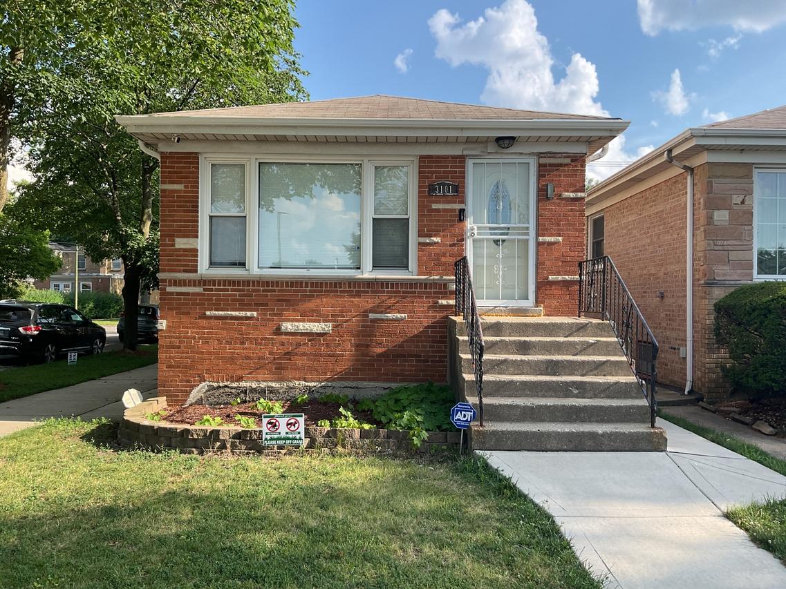 3101 W Howard St., Chicago, IL 60645