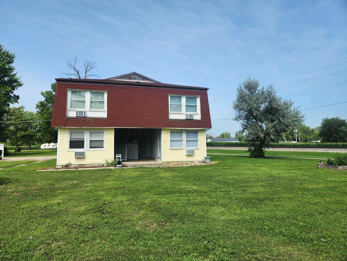 201-203 S Maple St., Toluca, IL 61369