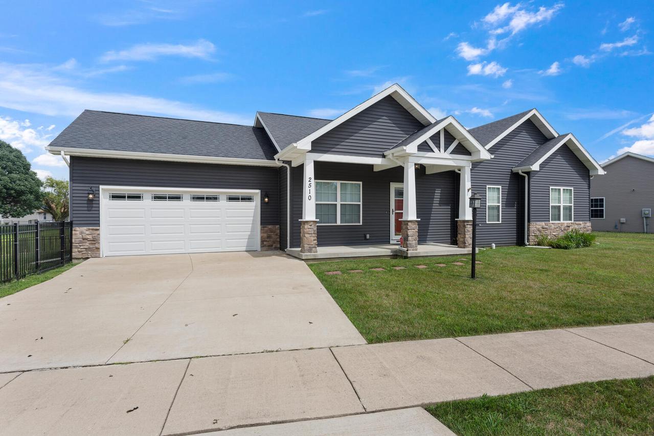 2510 N Fairfield Dr., Urbana, IL 61802