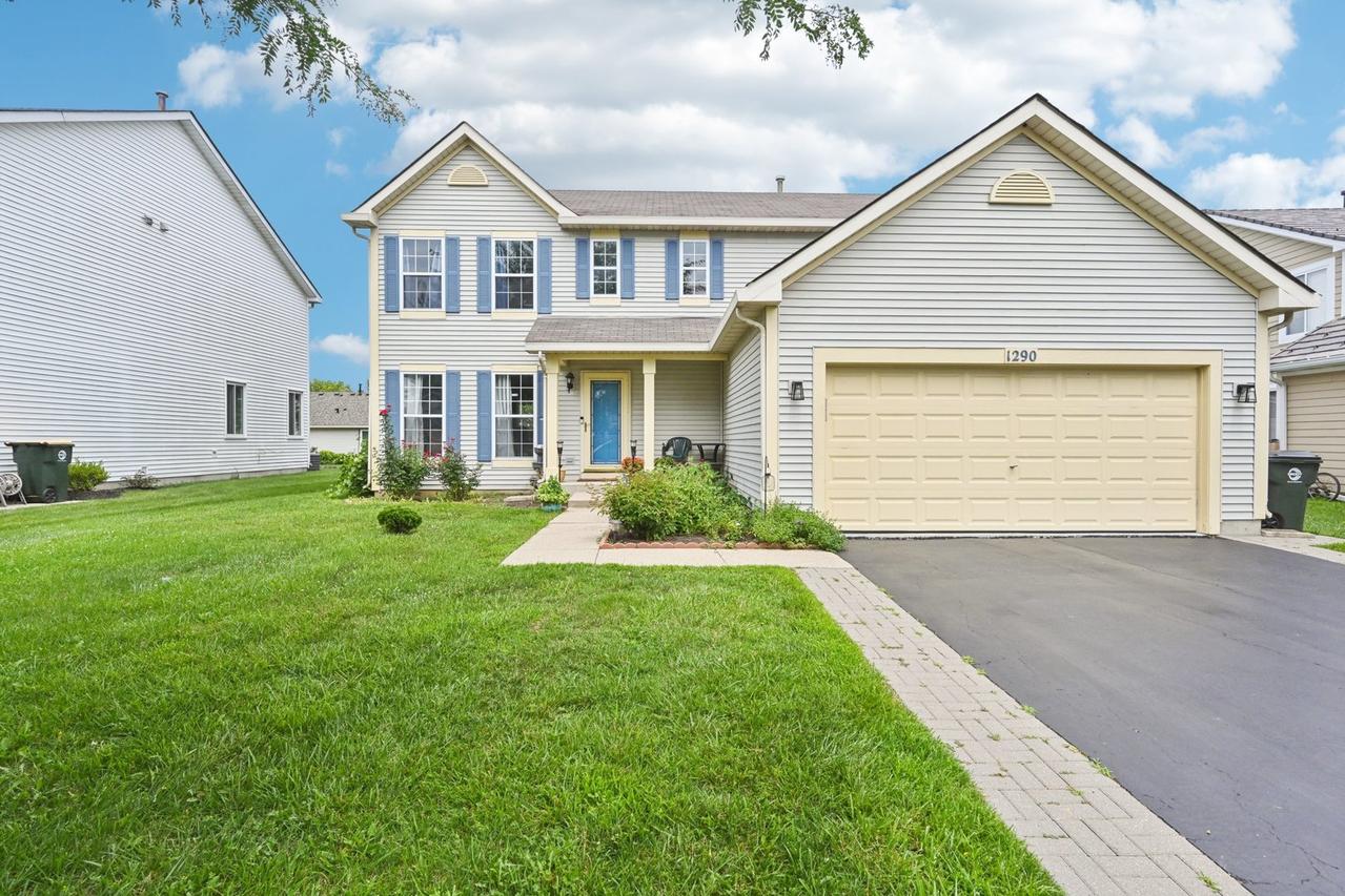 1290 E Fox Chase Dr., Round Lake Beach, IL 60073