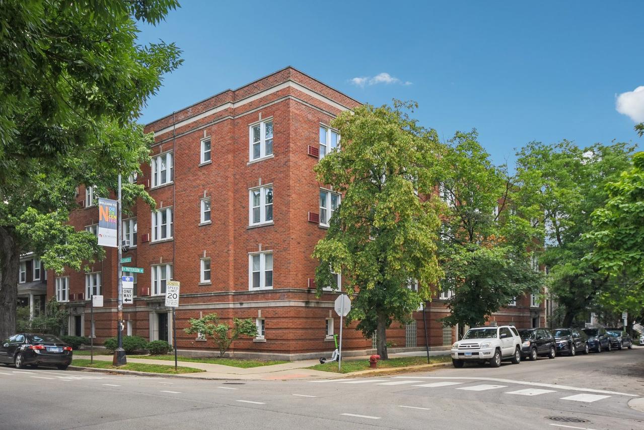 3637 N Damen Ave. #1, Chicago, IL 60618