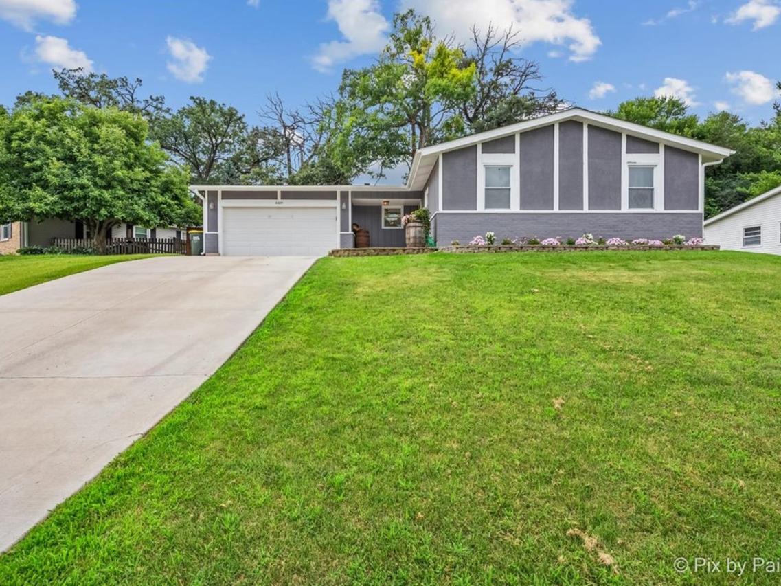 4409 Sussex Dr., Mchenry, IL 60050