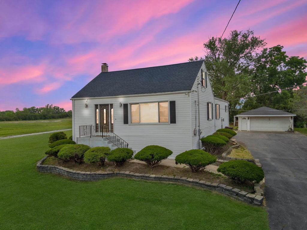 3340 W 177th St., Hazel Crest, IL 60429