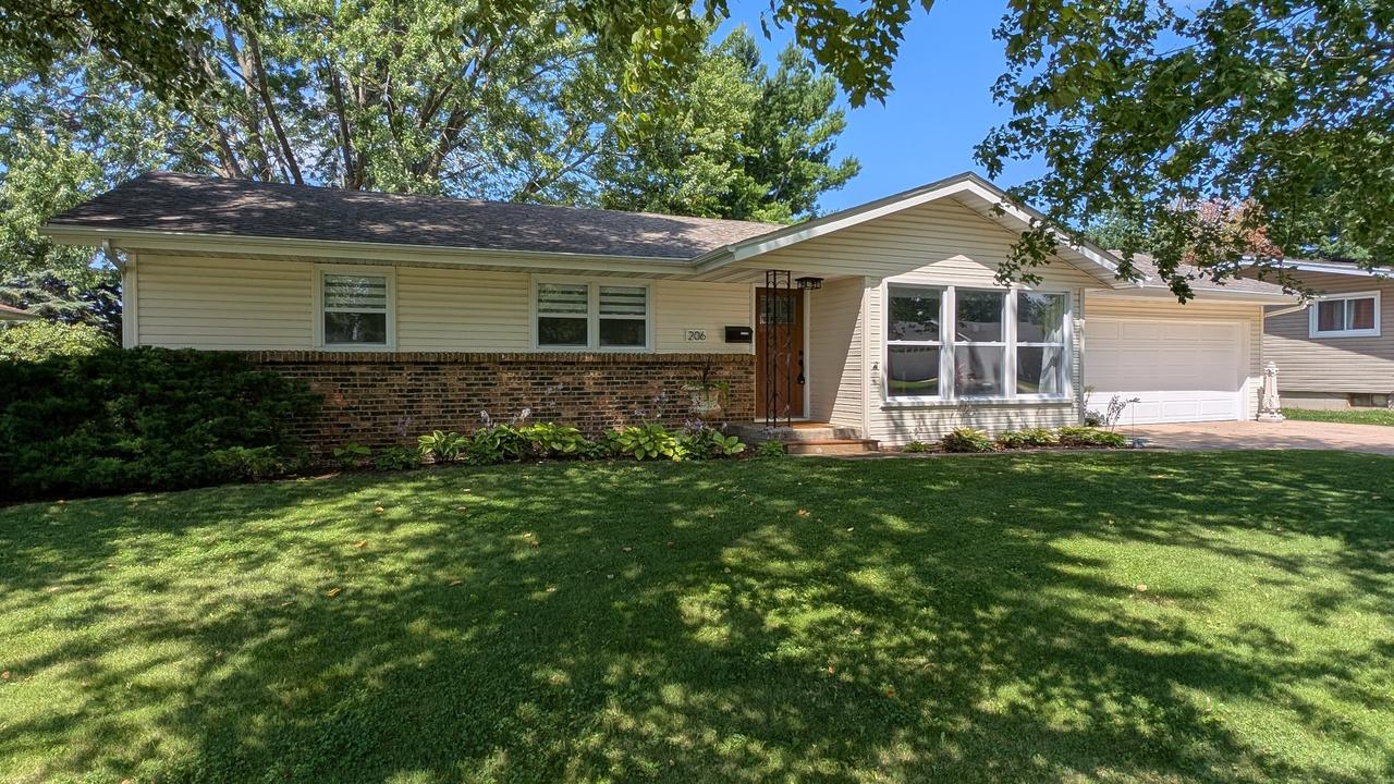 206 S Hannah Ave., Mount Morris, IL 61054