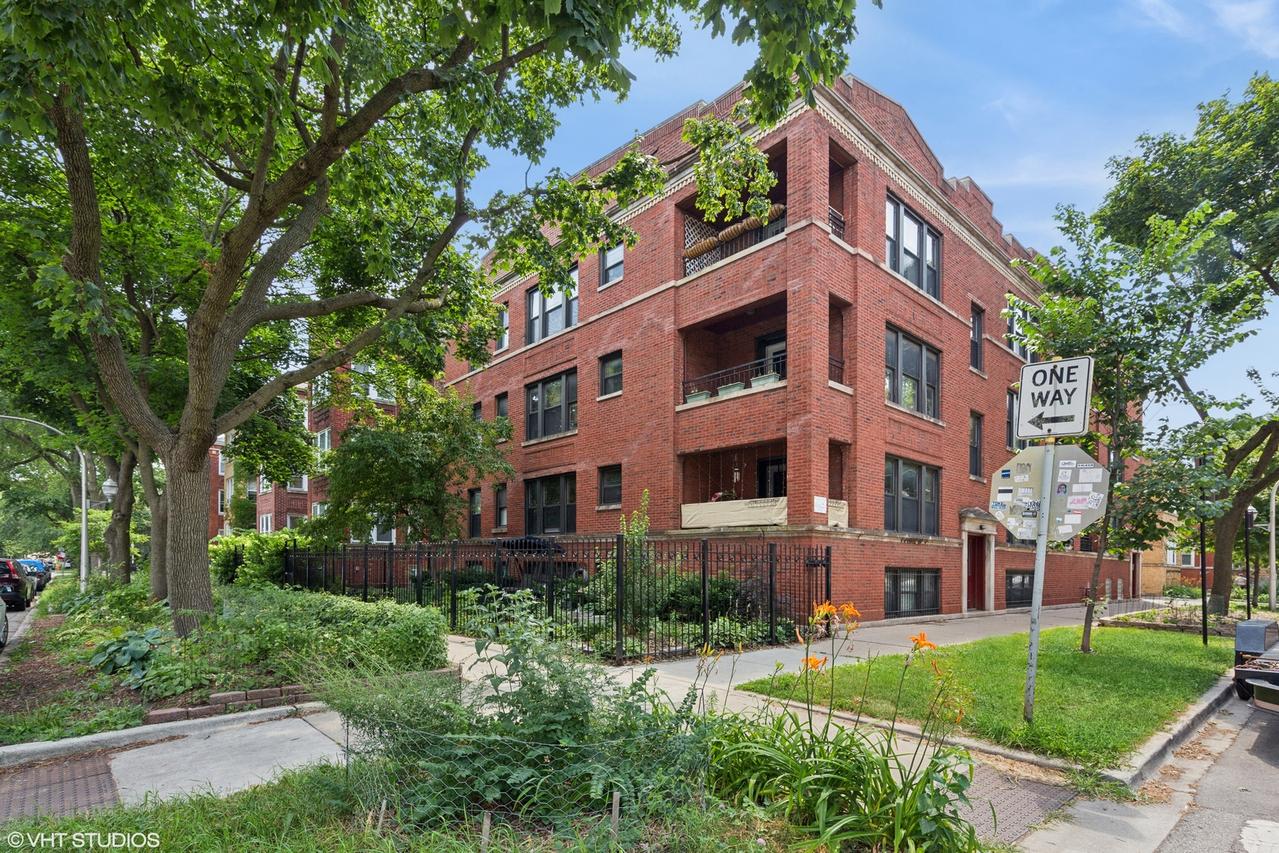 7463 N Seeley Ave. #1, Chicago, IL 60645