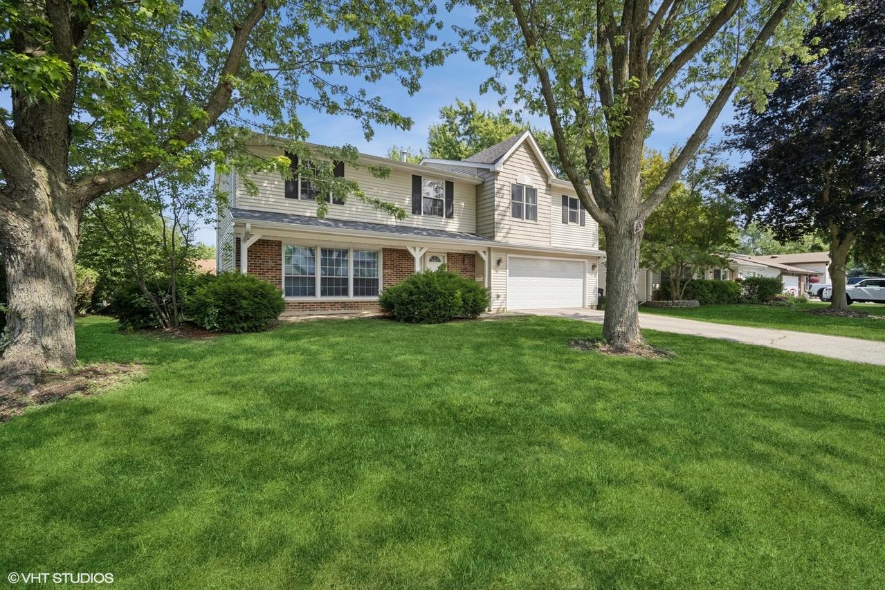 370 Hobble Bush Dr., Lake Zurich, IL 60047