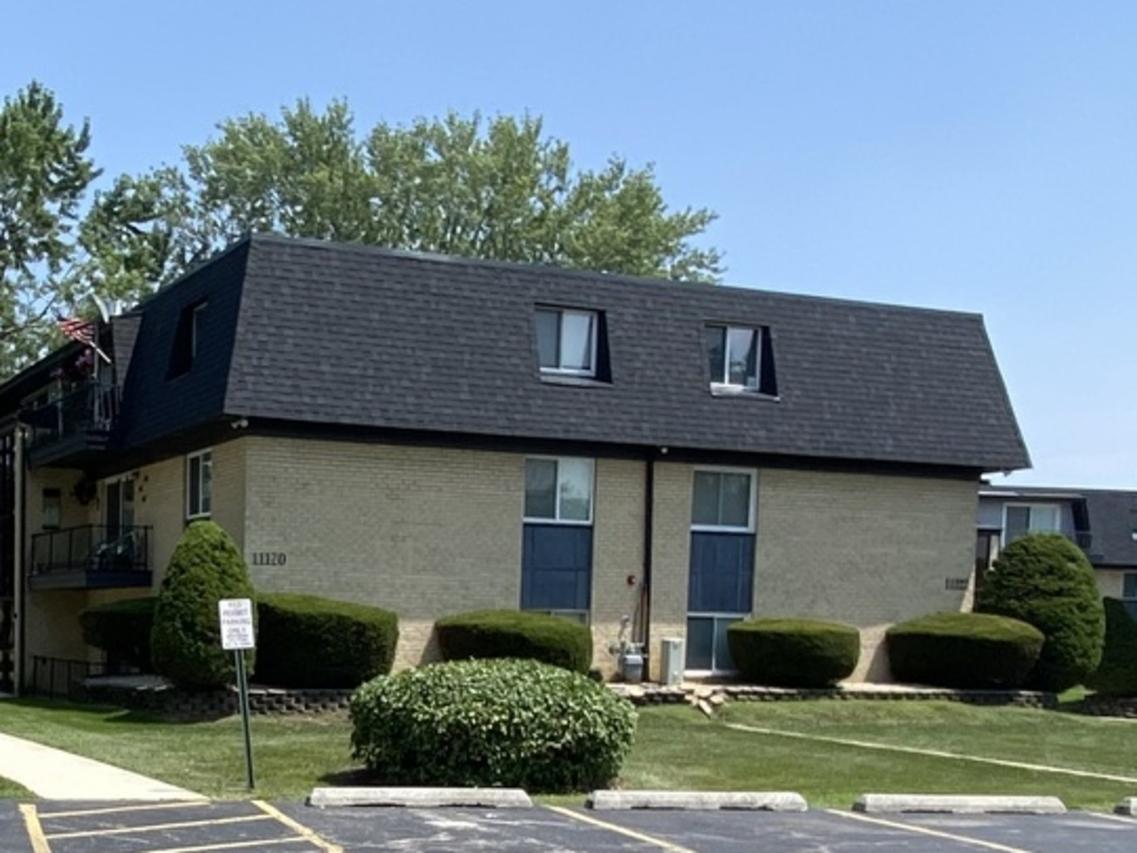 11120 S 84th Ave. #1B, Palos Hills, IL 60465