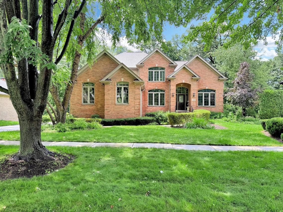 1396 Notre Dame Dr., Lemont, IL 60439