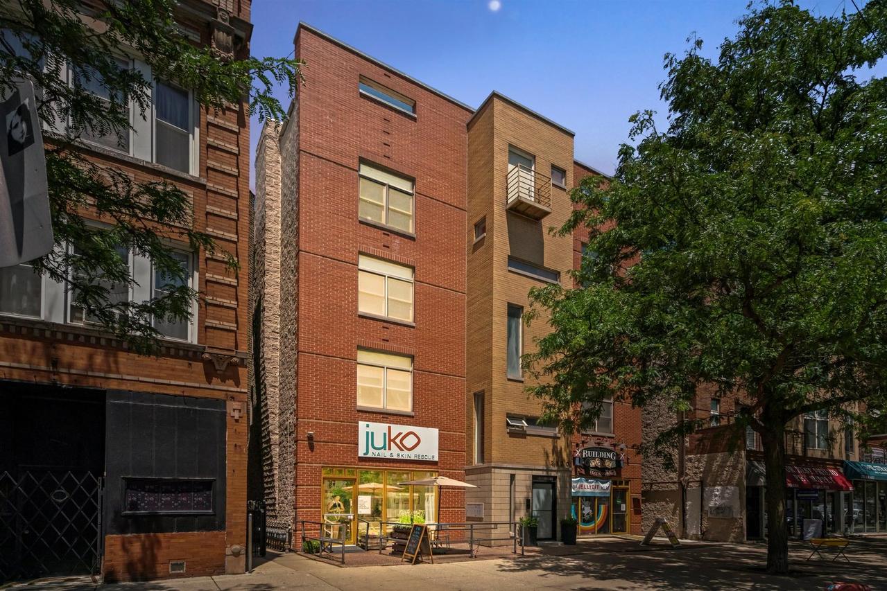2130 W Division St. #4W, Chicago, IL 60622