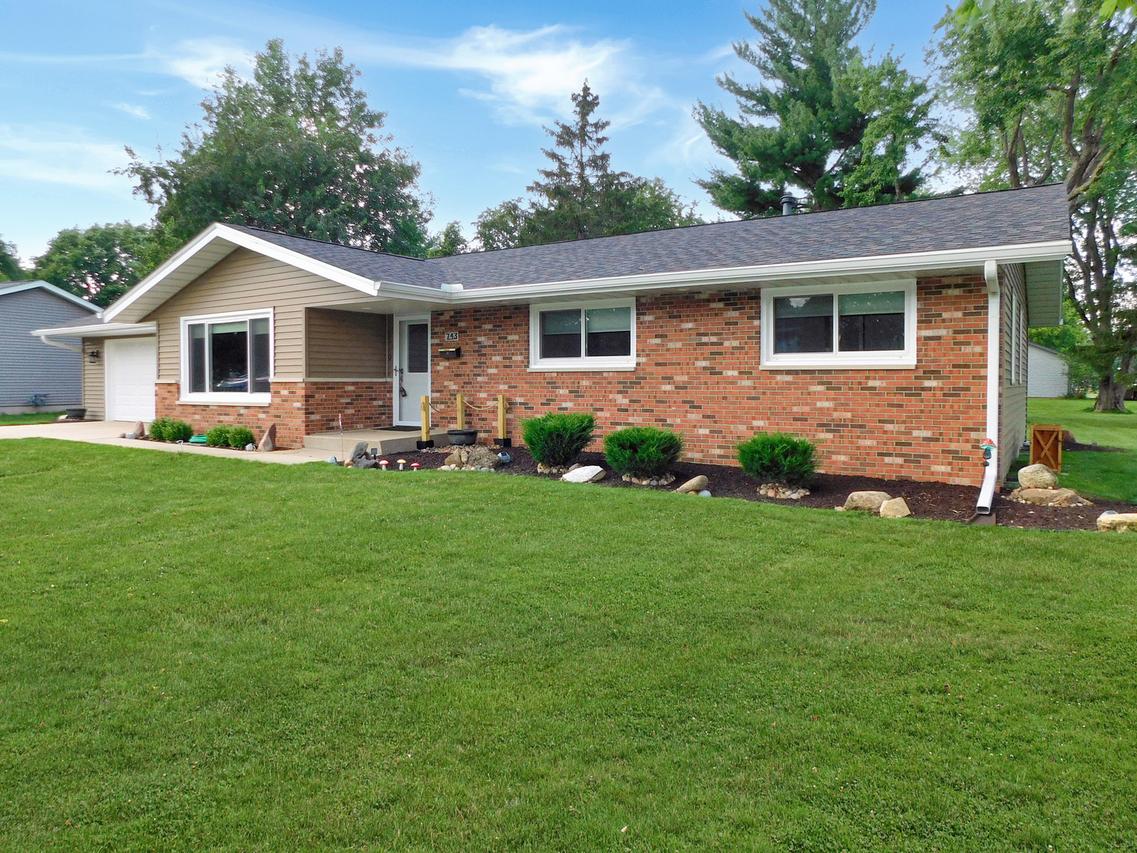 743 E Warren St., Rockton, IL 61072