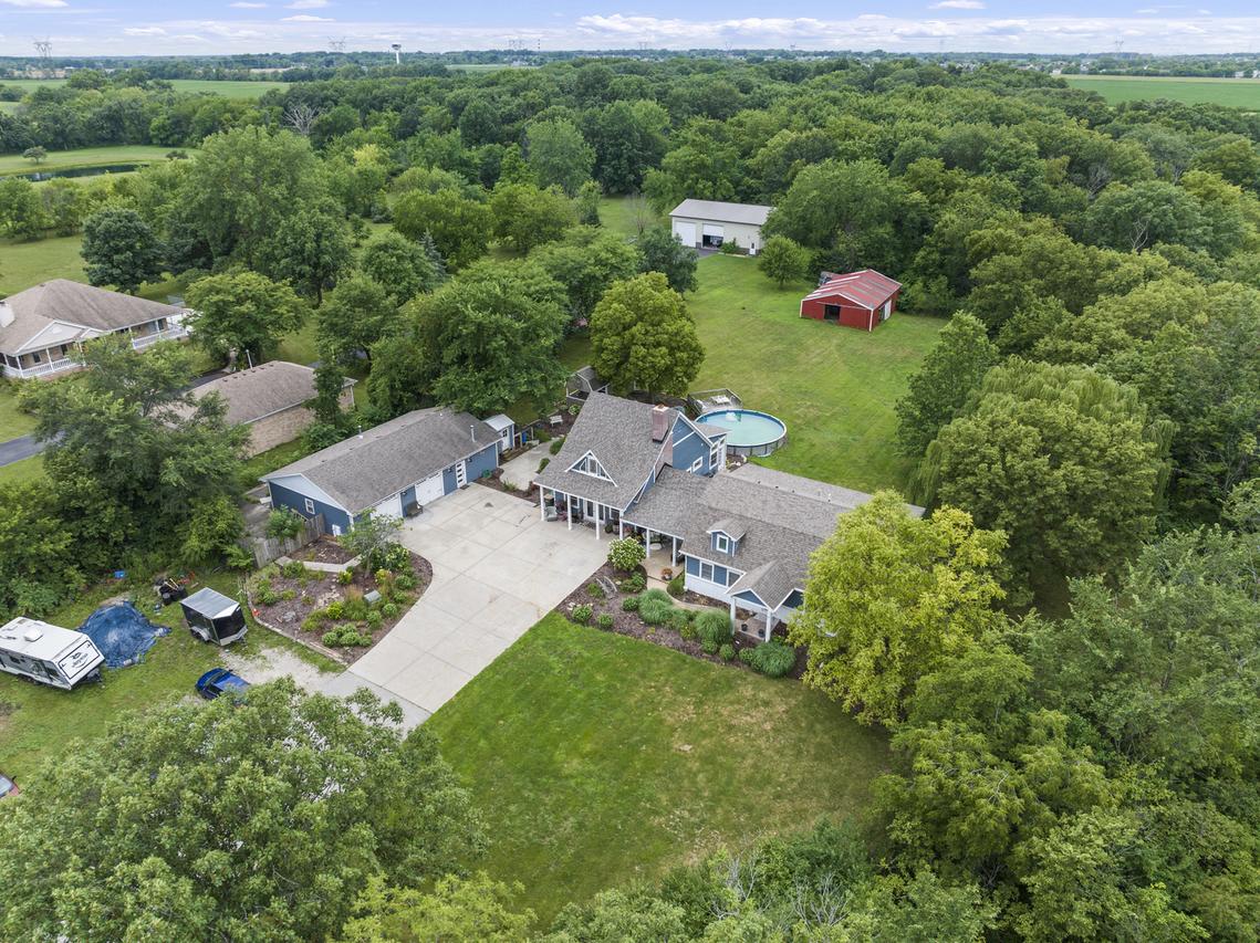 25726 S Blackberry Ln., Channahon, IL 60410