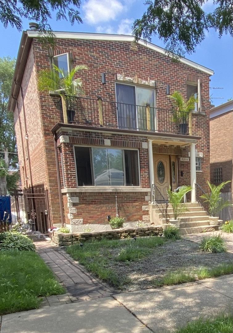 8216 S Talman Ave., Chicago, IL 60652