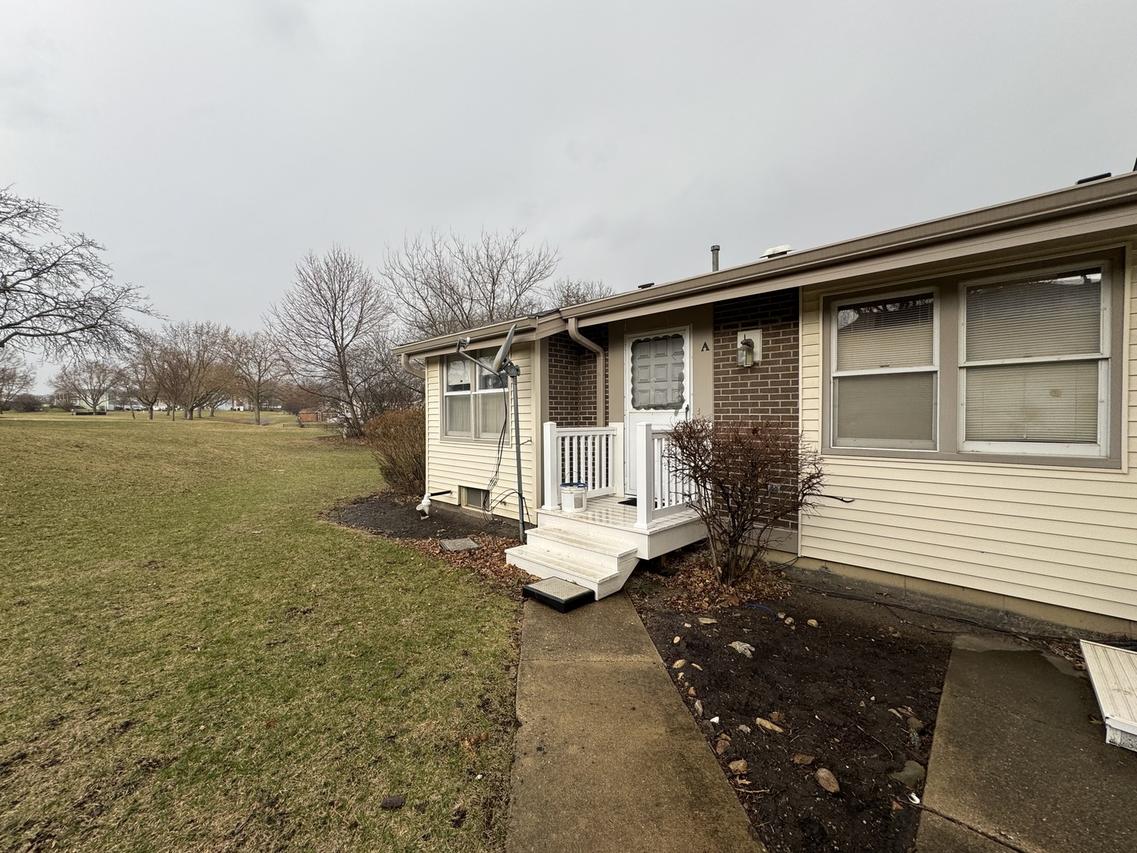 316 Indiana Ct. #A, Bloomingdale, IL 60108