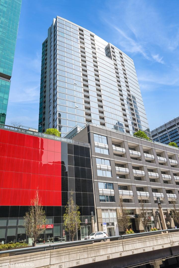 240 E Illinois St. #2202, Chicago, IL 60611