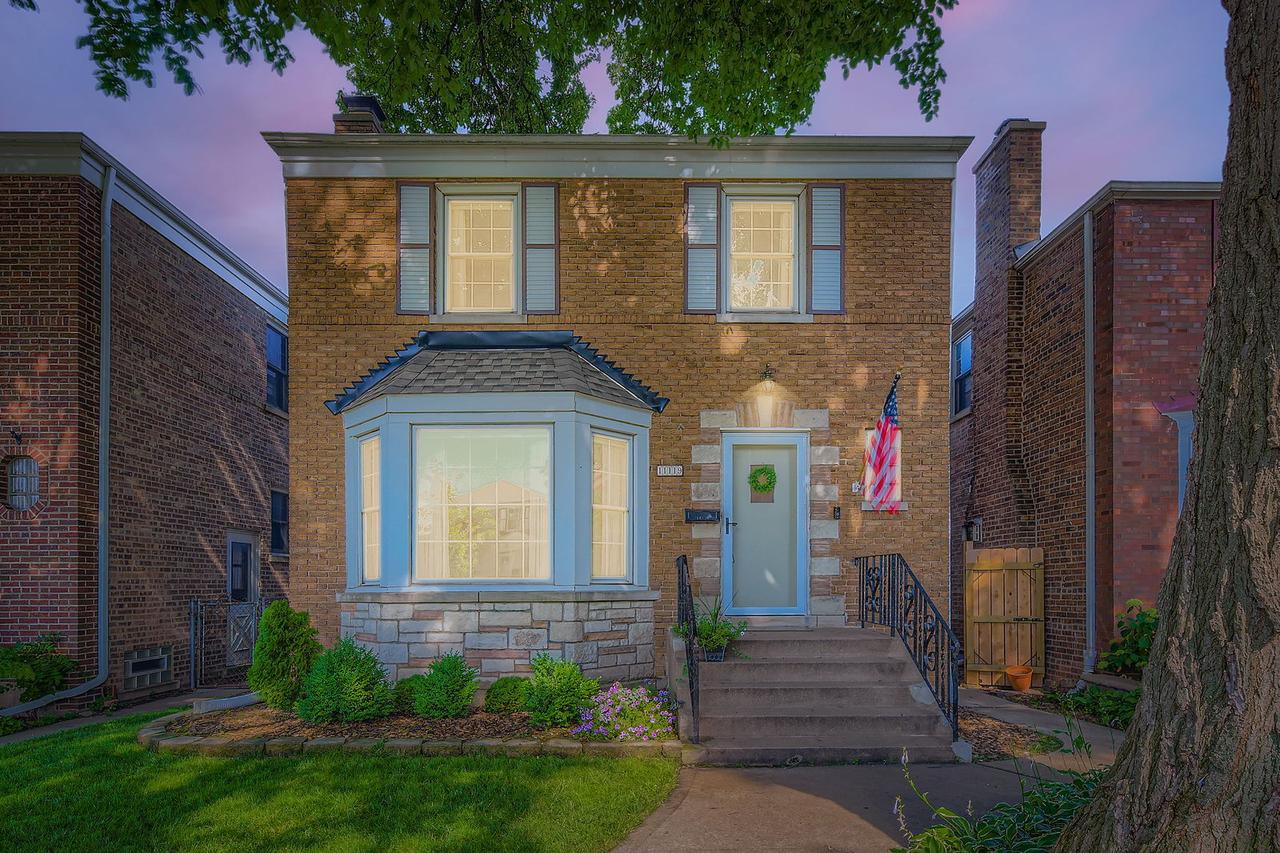 11119 S Maplewood Ave., Chicago, IL 60655