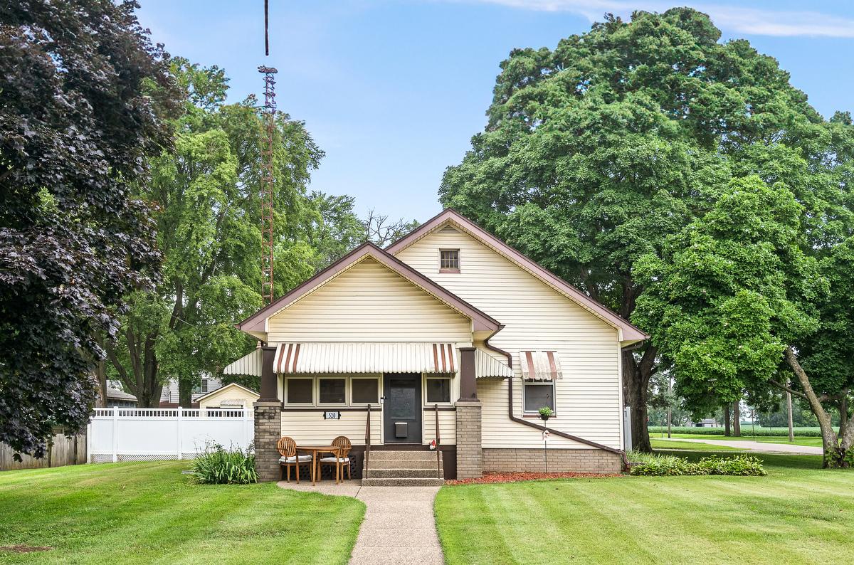 520 N Tonica St., Mason City, IL 62664