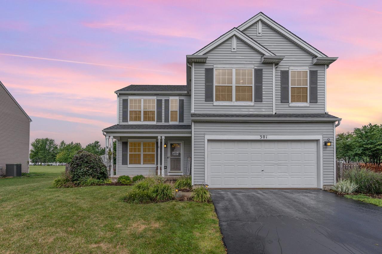 301 Switchgrass Dr., Minooka, IL 60447