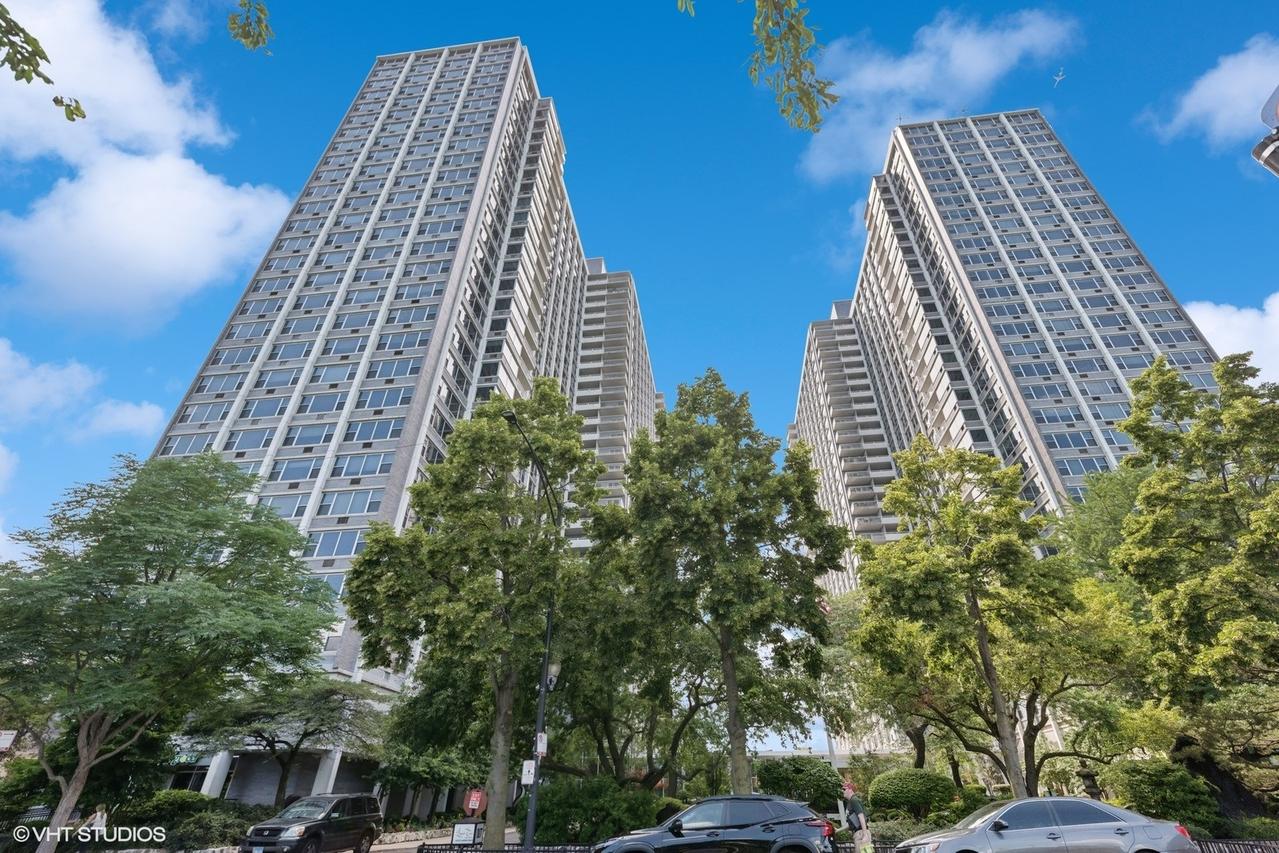 4250 N Marine Dr. #429, Chicago, IL 60613