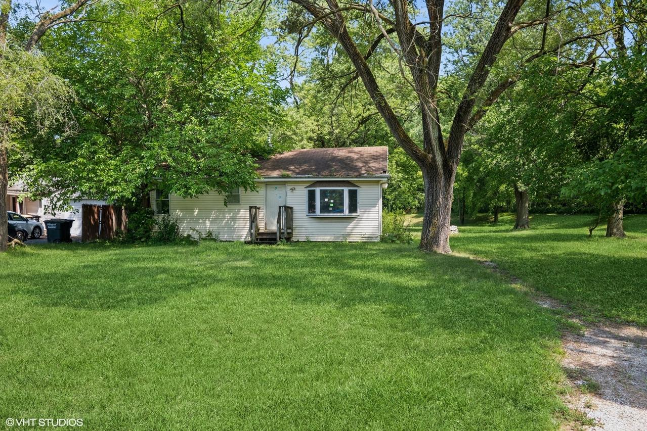3636 172nd St., Lansing, IL 60438