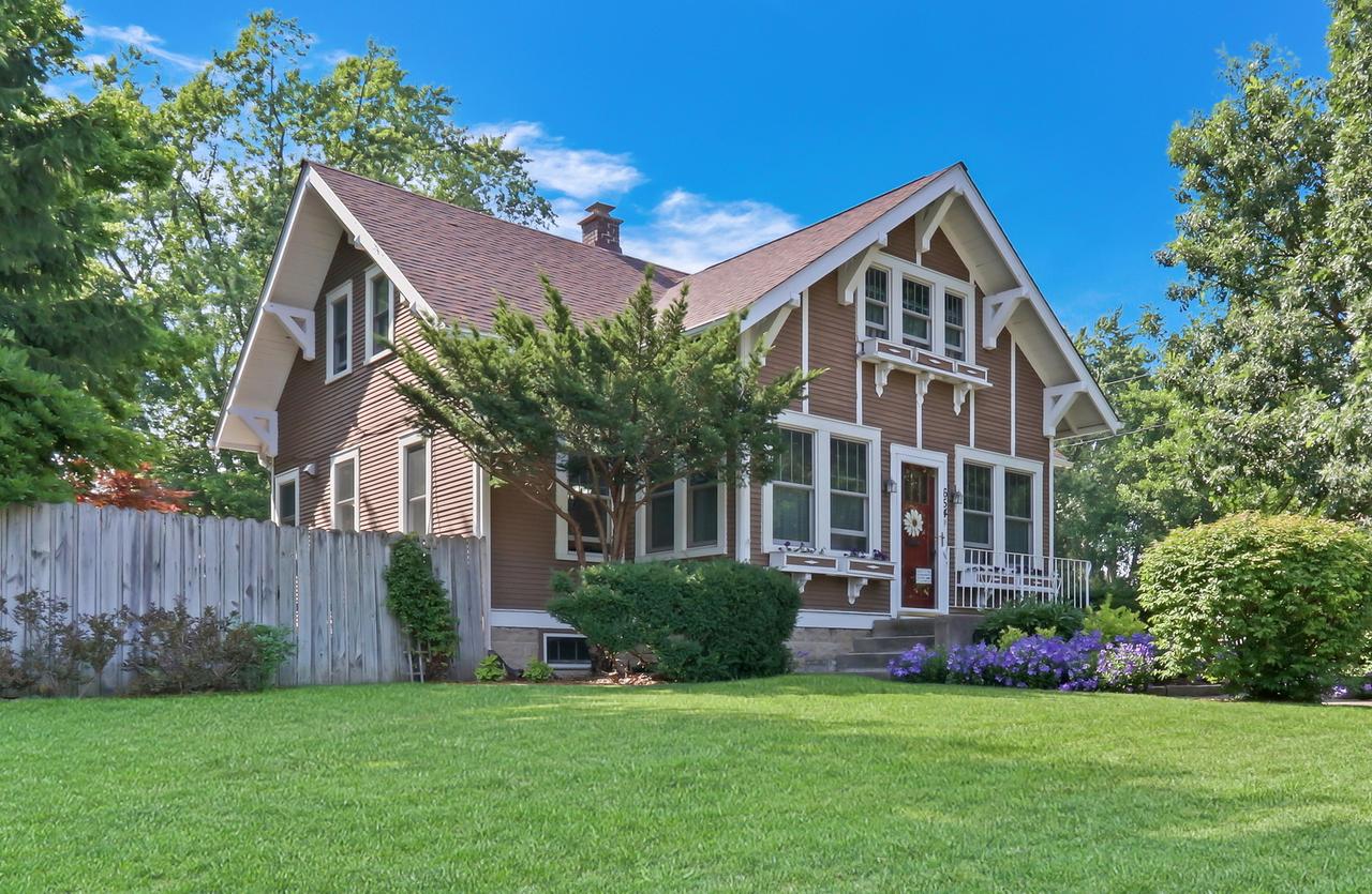 654 Main St., Antioch, IL 60002