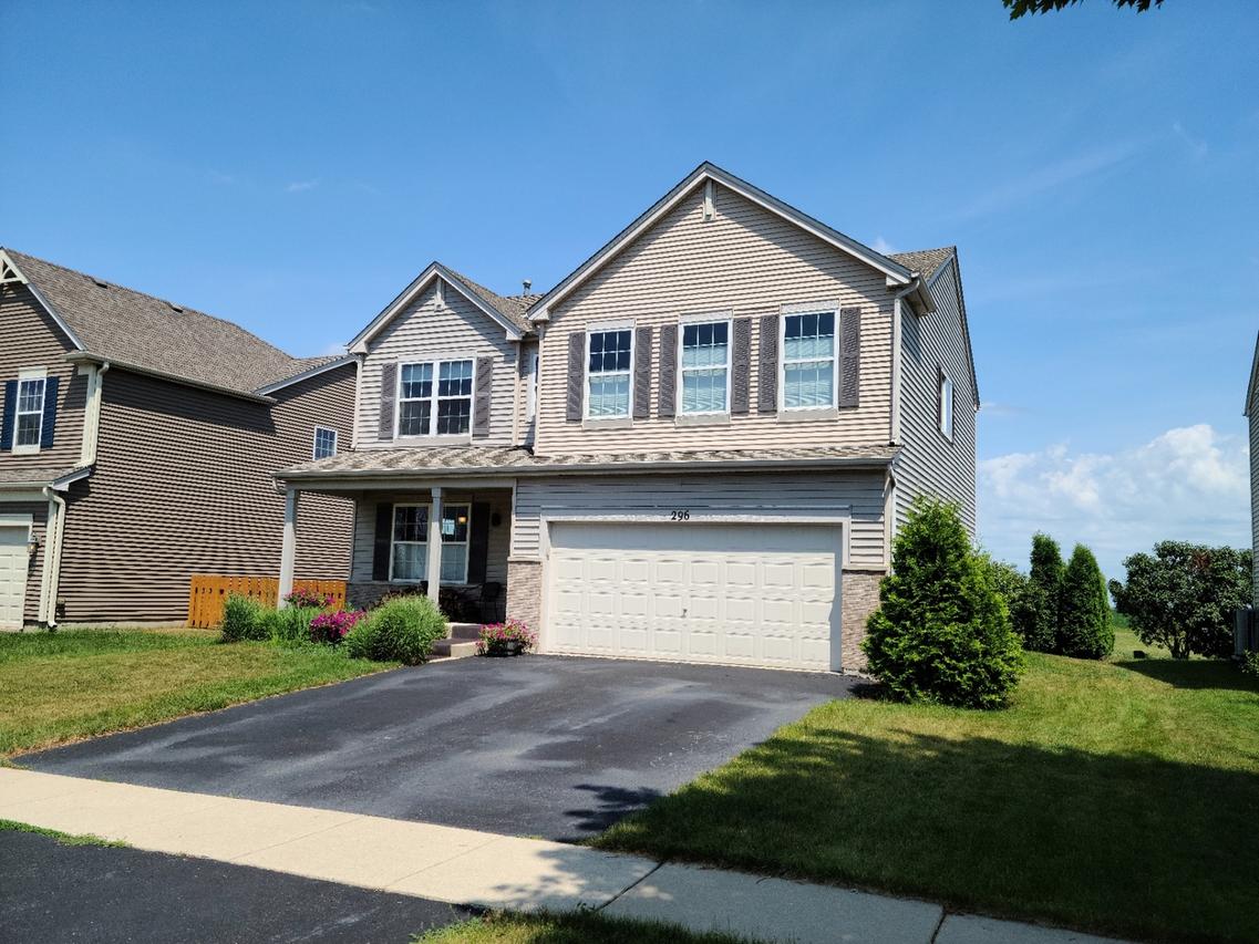 296 N Cardinal St., Cortland, IL 60112