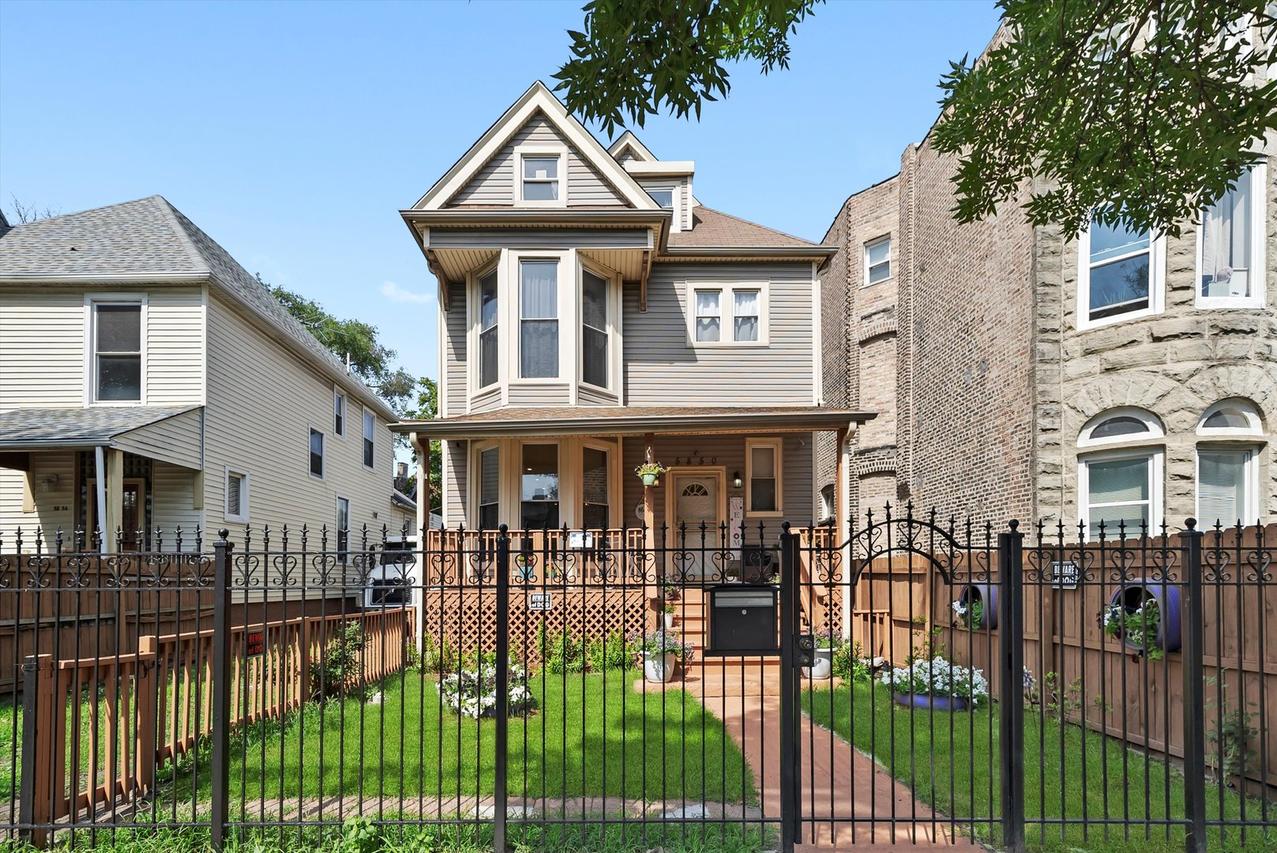 5850 S Indiana Ave., Chicago, IL 60637