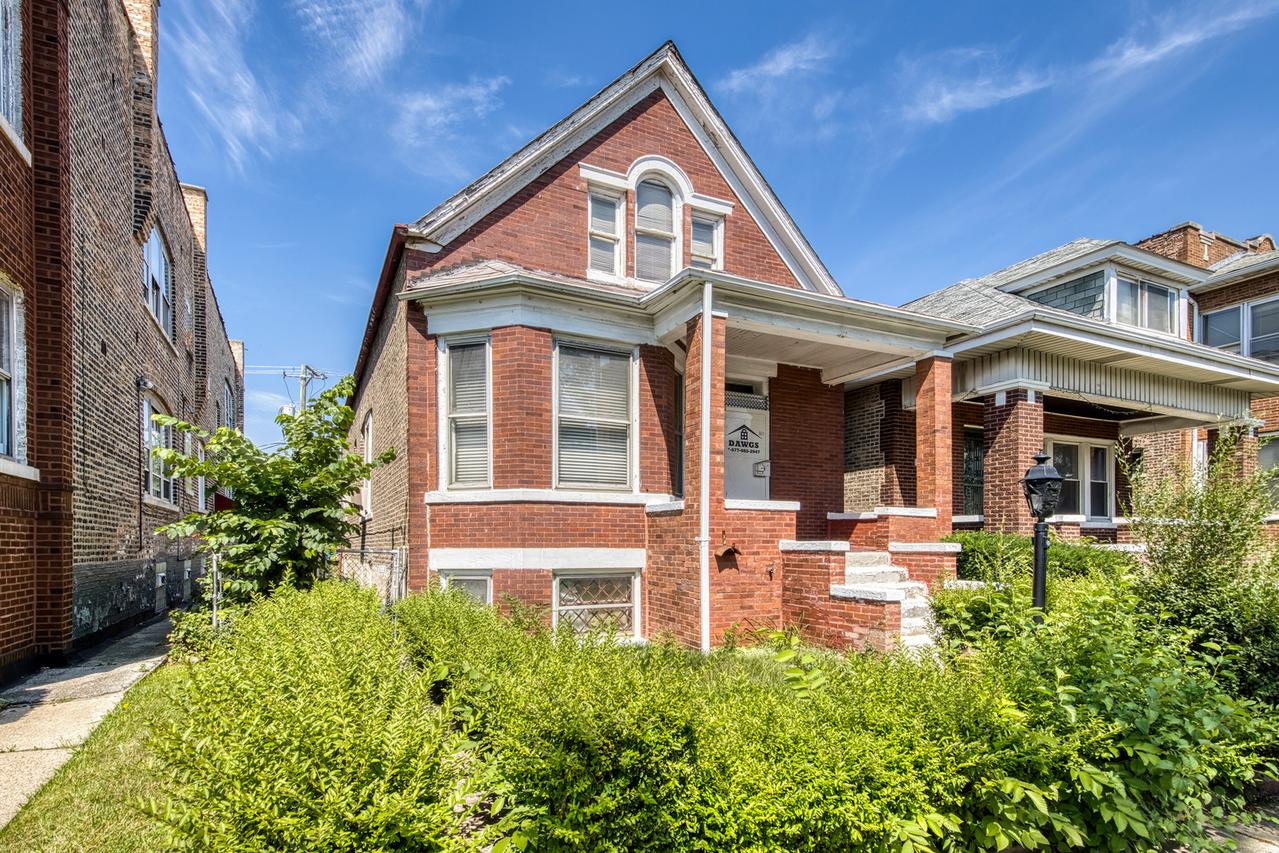 7842 S May St., Chicago, IL 60620