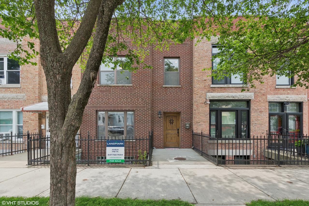 1933 W 22nd Pl., Chicago, IL 60608