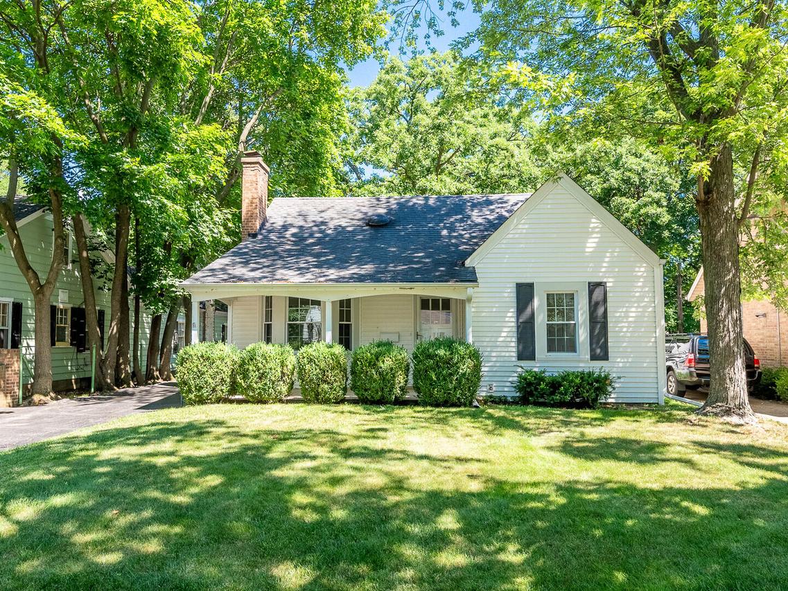 516 Colville Pl., Waukegan, IL 60087