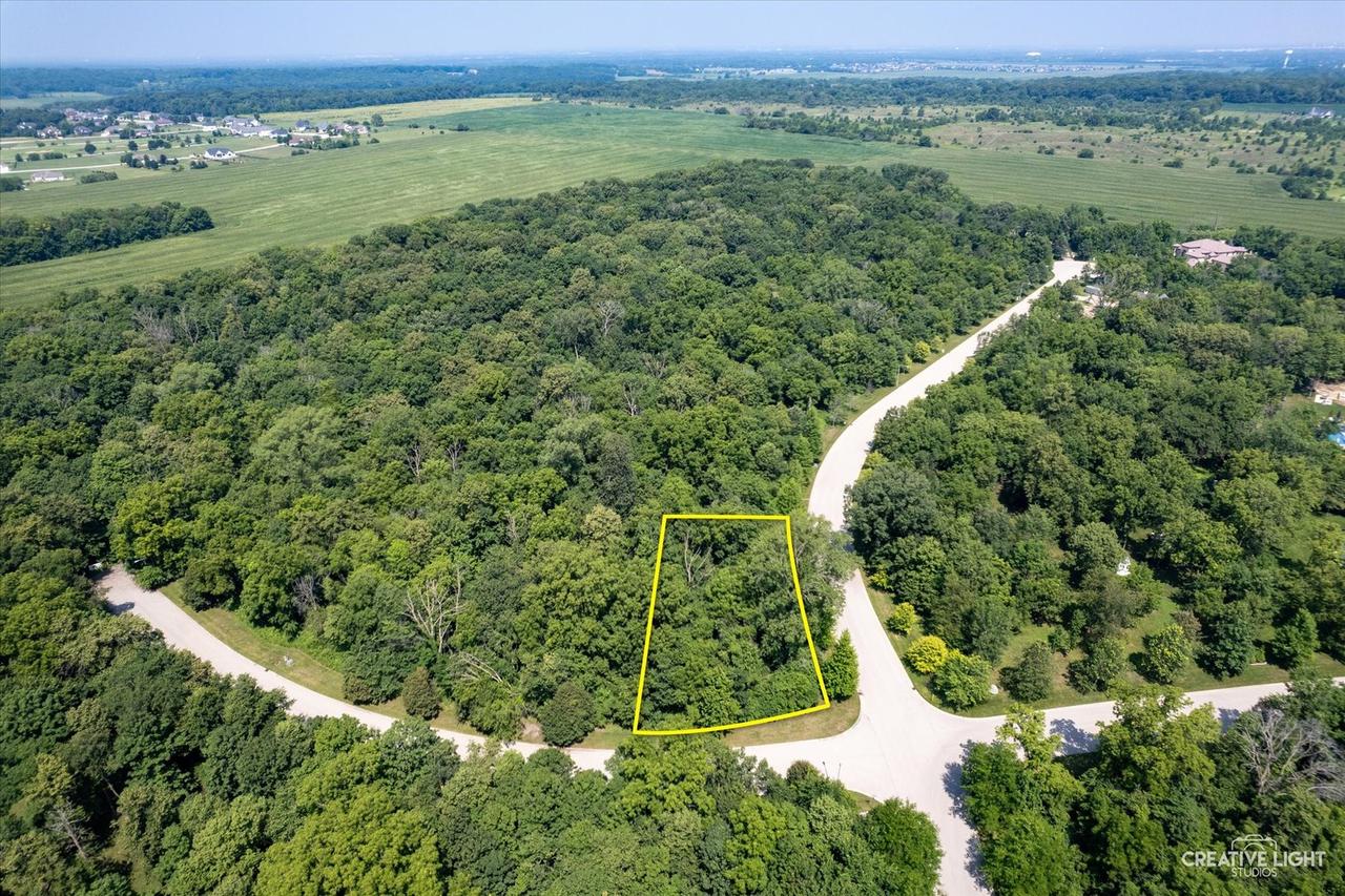 7335 Roberts Dr., Oswego, IL 60543