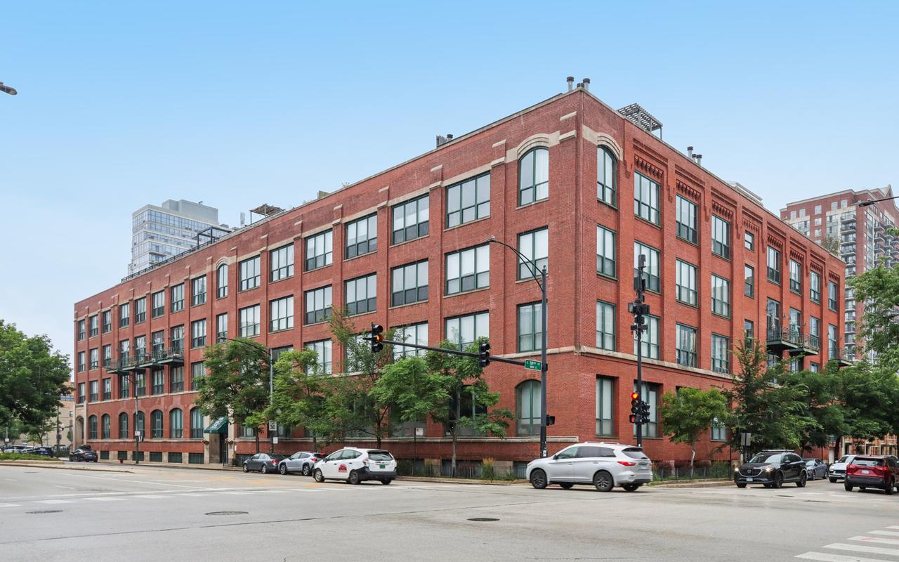 1727 S Indiana Ave. #302, Chicago, IL 60616