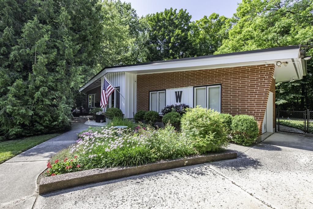1810 5th St., Winthrop Harbor, IL 60096