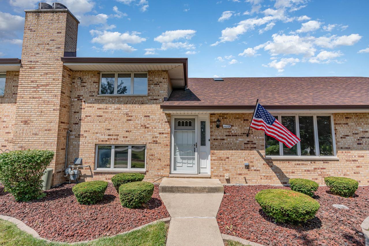 15224 S 73rd Ave. #25, Orland Park, IL 60462