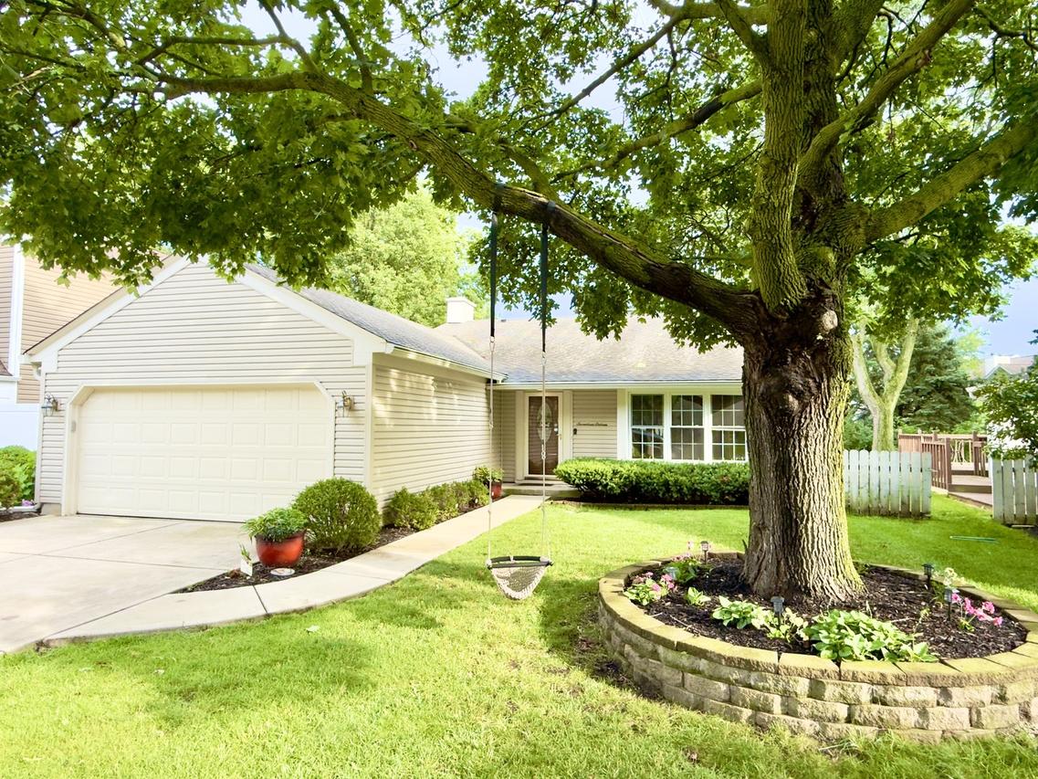 1716 Paddington Ave., Naperville, IL 60563