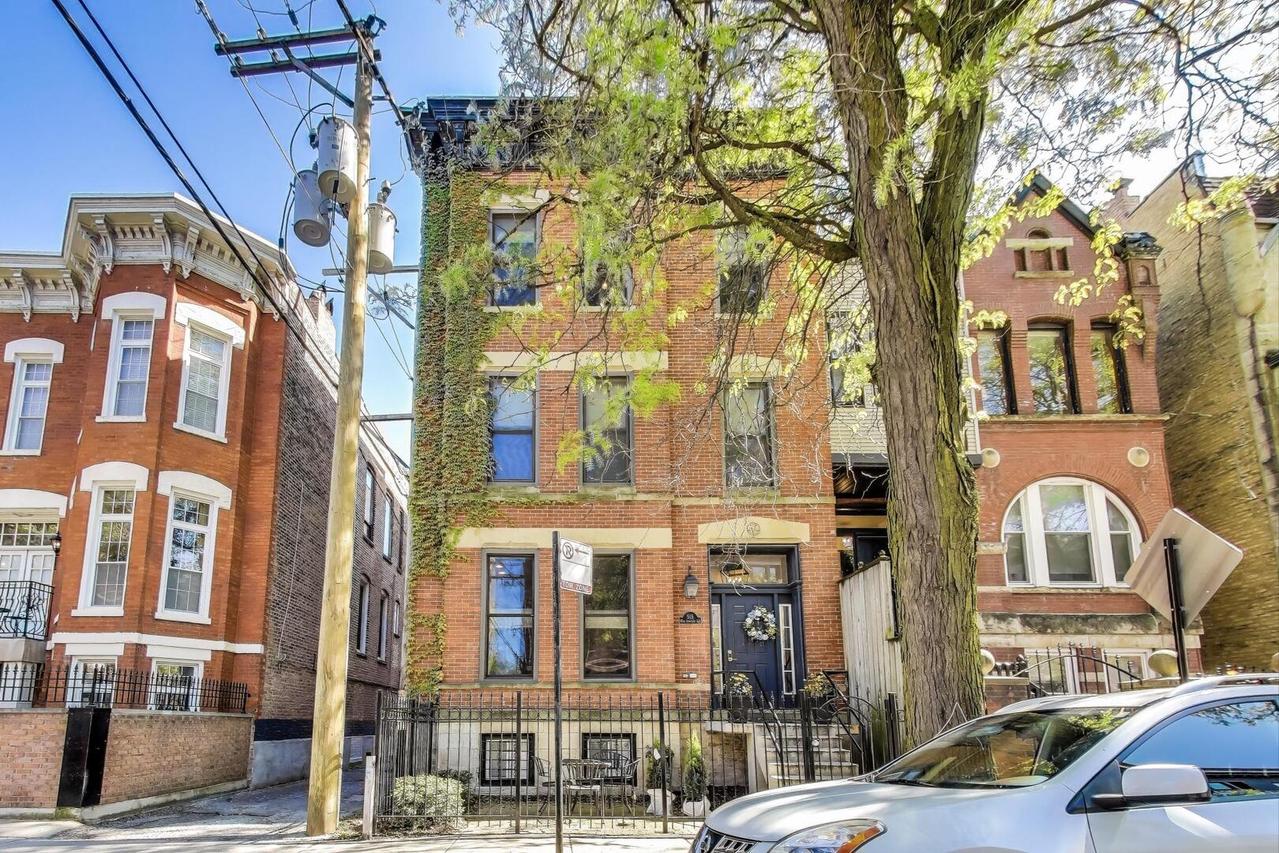 515 W Armitage Ave. #3, Chicago, IL 60614