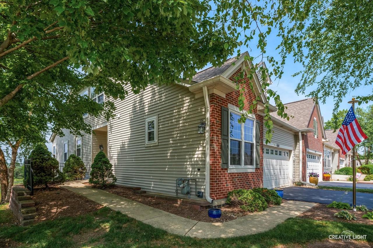 1568 Sedona Ave., Aurora, IL 60504