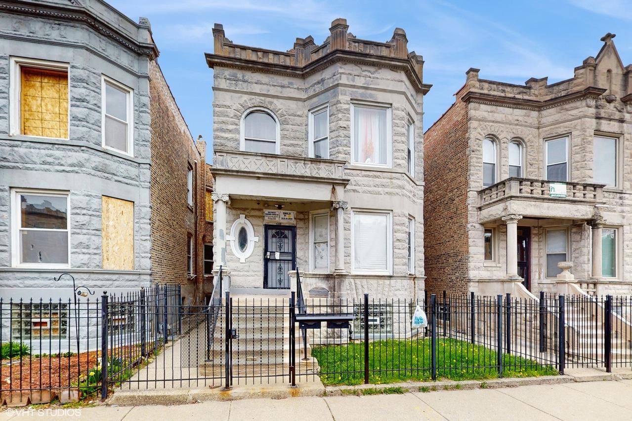 4338 W Adams St., Chicago, IL 60624