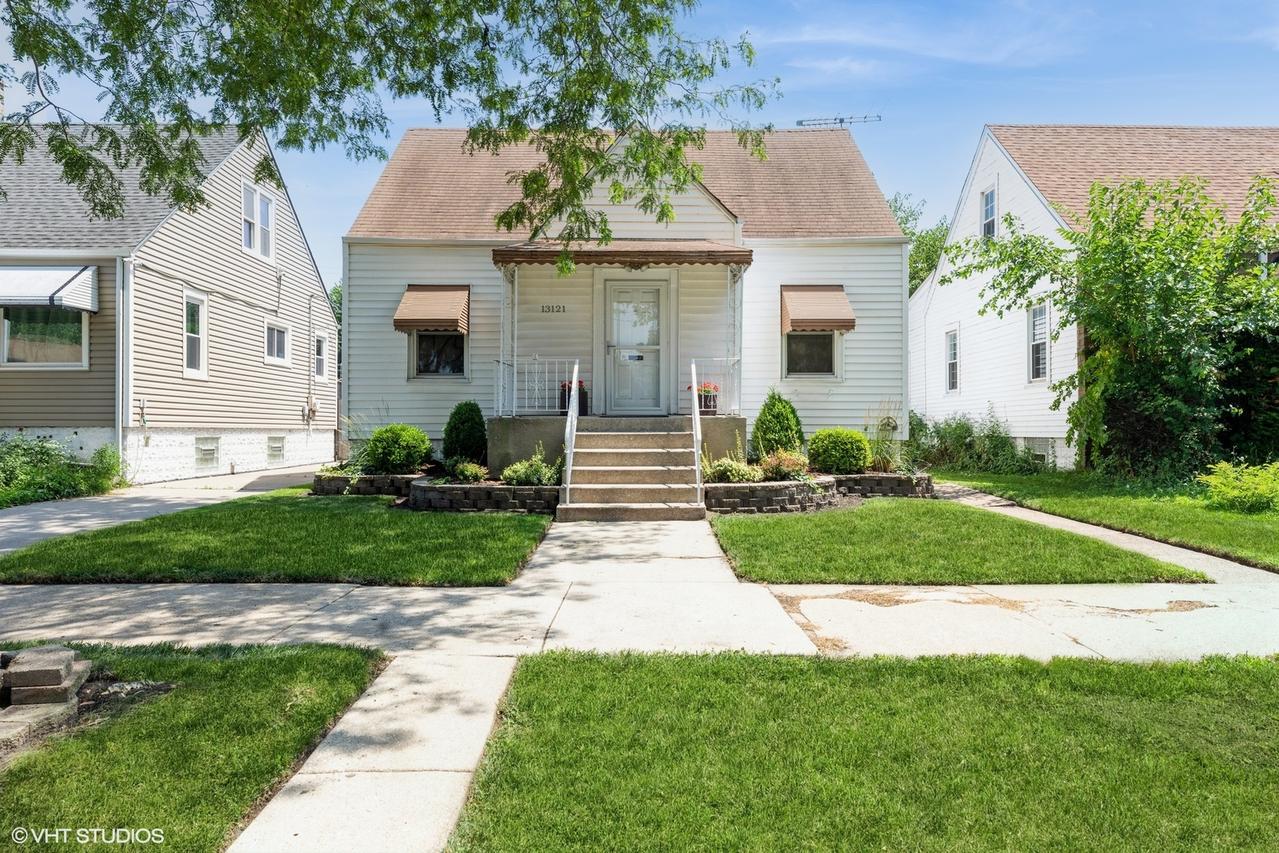 13121 S Muskegon Ave., Chicago, IL 60633