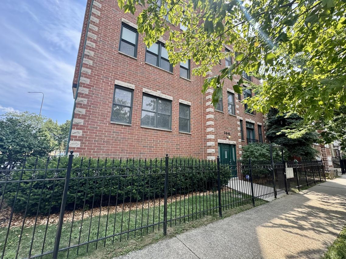 2641 N Talman Ave. #2, Chicago, IL 60647