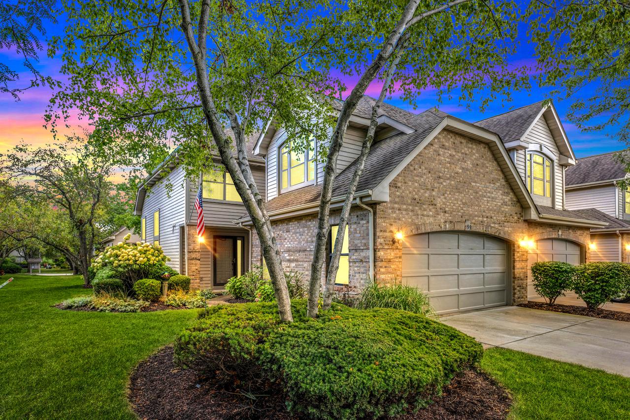 199 Springdale Ln., Bloomingdale, IL 60108