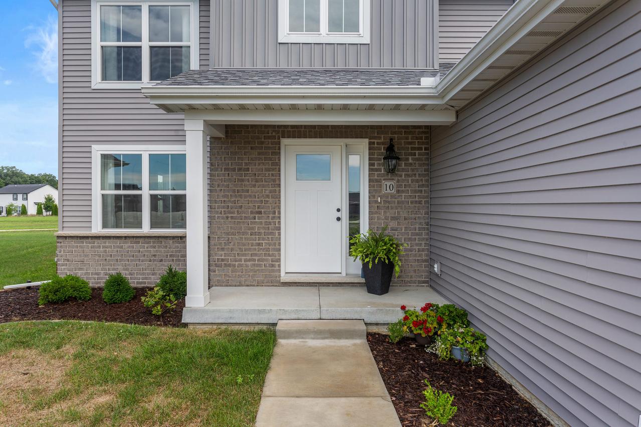 10 Connor Ct., Monticello, IL 61856