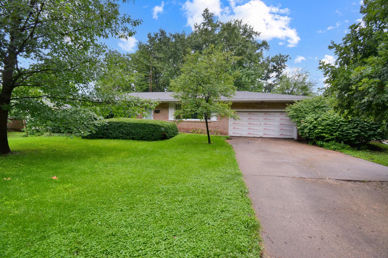 1003 N Maple St., Normal, IL 61761