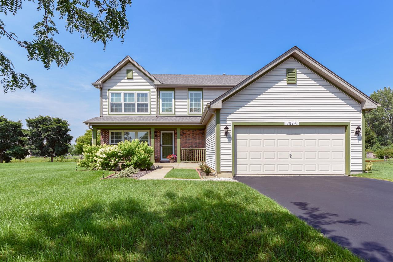 1516 S Abington Ln., Round Lake, IL 60073