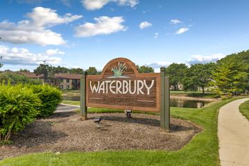1081 Rodenburg Rd. #105, Roselle, IL 60172