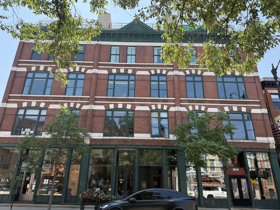 2216 N Lincoln Ave. #3B, Chicago, IL 60614