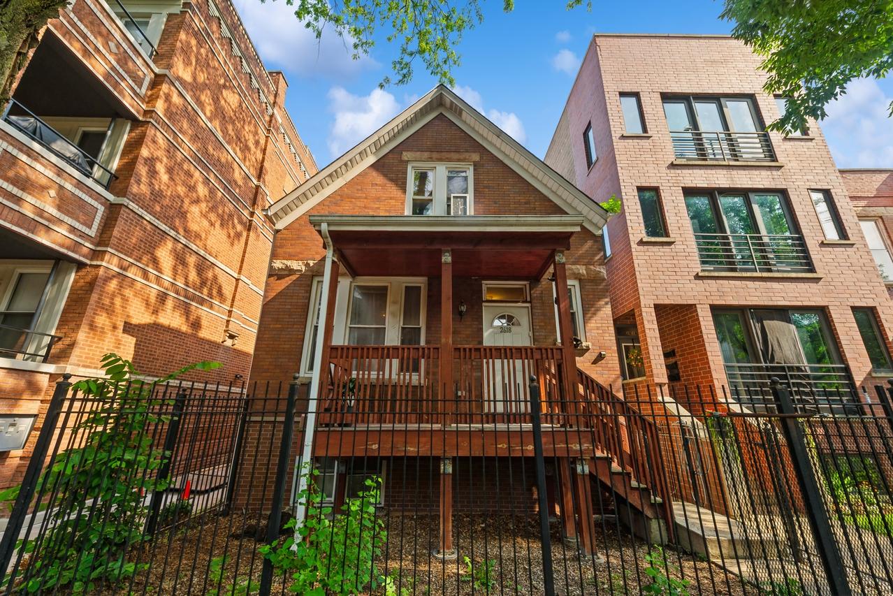 2618 W Rice St., Chicago, IL 60622