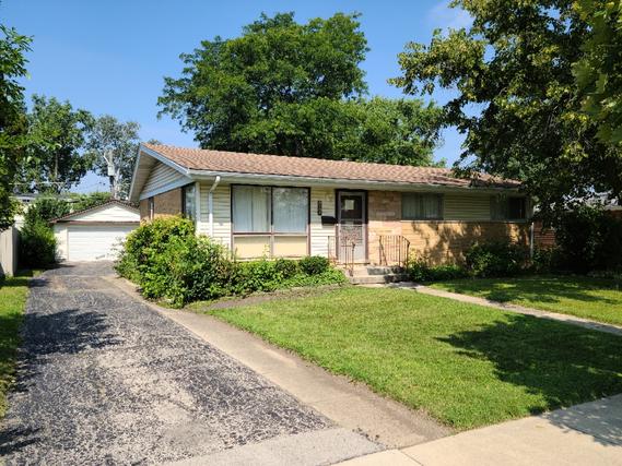 New Homes with Master Bedrooms on the 1st Floor in Addison: July 19th to July 25th