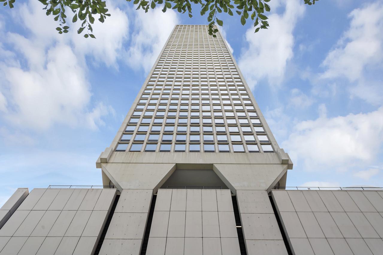 111 E Chestnut St. #24C, Chicago, IL 60611